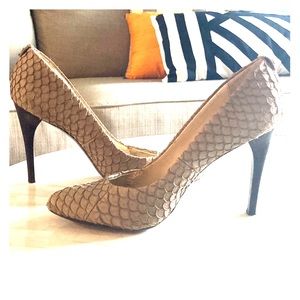 Classic Calvin Klein scalloped scales stilettos